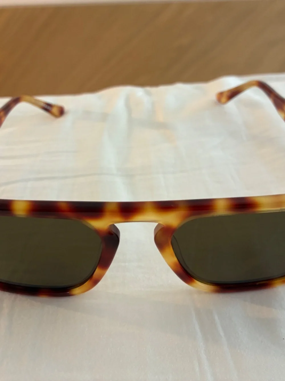 Krewe Zander Sunglasses in Hawksbill - Unisex